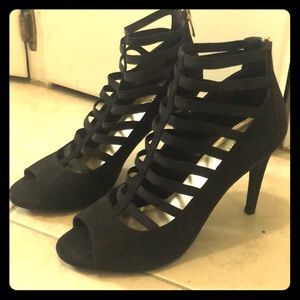 Limelight Women’s Madeira Black Heels.